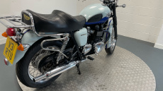 Triumph Bonneville T100 (10MY)